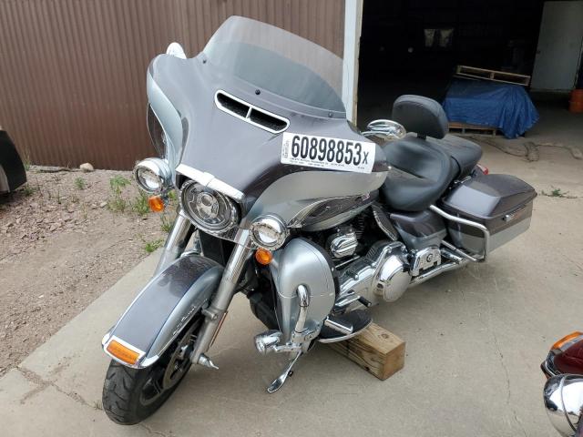 1HD1KEL17EB643598 - 2014 HARLEY-DAVIDSON FLHTK ELECTRA GLIDE ULTRA LIMITED SILVER photo 2