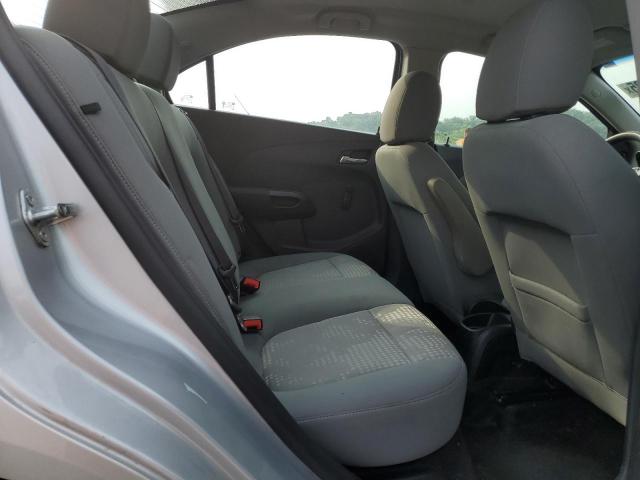 1G1JA5SG7D4187317 - 2013 CHEVROLET SONIC LS SILVER photo 10