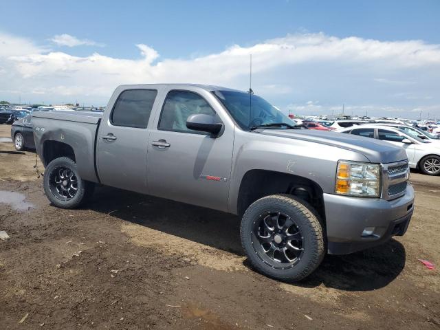 2GCFK13YX71717483 - 2007 CHEVROLET SILVERADO K1500 CREW CAB GRAY photo 4