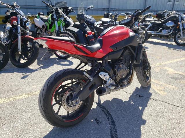 JYARM06E6HA011391 - 2017 YAMAHA FZ07 RED photo 4