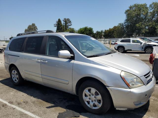 KNDMB233166078323 - 2006 KIA SEDONA EX SILVER photo 4