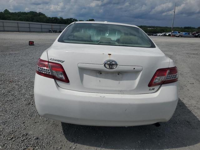 4T1BF3EK2BU650300 - 2011 TOYOTA CAMRY BASE 白色 照片 6