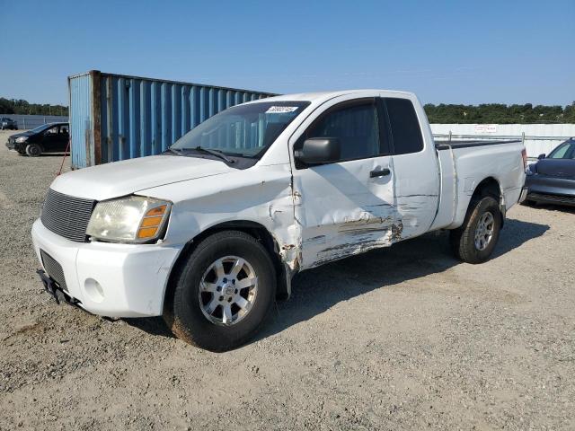 2005 NISSAN TITAN XE, 