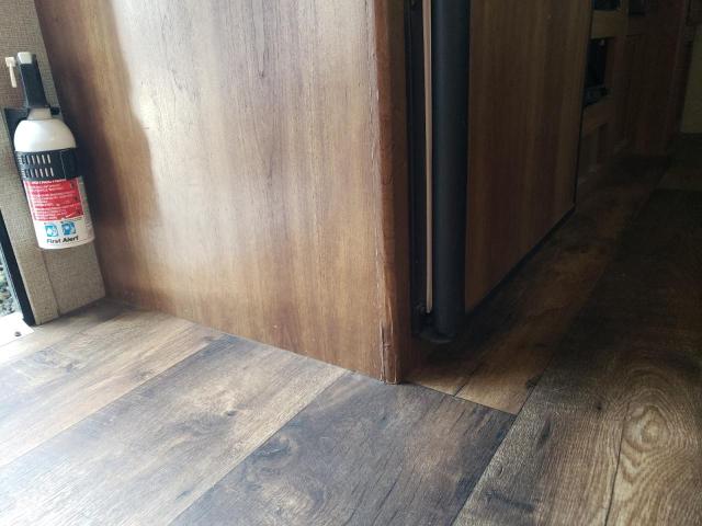 4YDT18017HW151764 - 2017 KEYSTONE SPRINTER GRAY photo 9