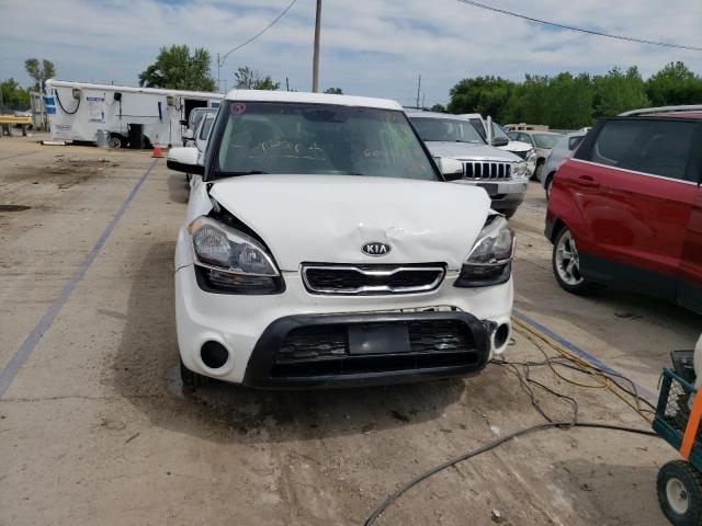 KNDJT2A65C7435604 - 2012 KIA SOUL + WHITE photo 5