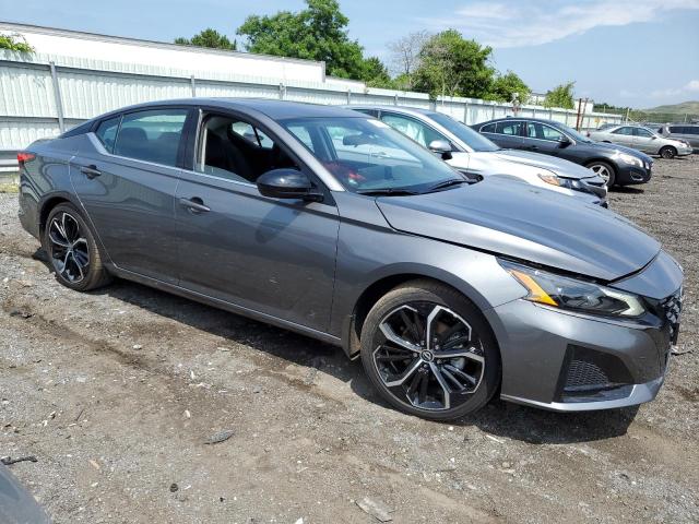 1N4BL4CV8RN408766 - 2024 NISSAN ALTIMA SR GRAY photo 4