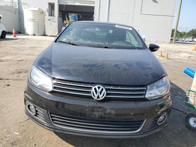 WVWFW7AH7CV015463 - 2012 VOLKSWAGEN EOS LUX 黑色 照片 5