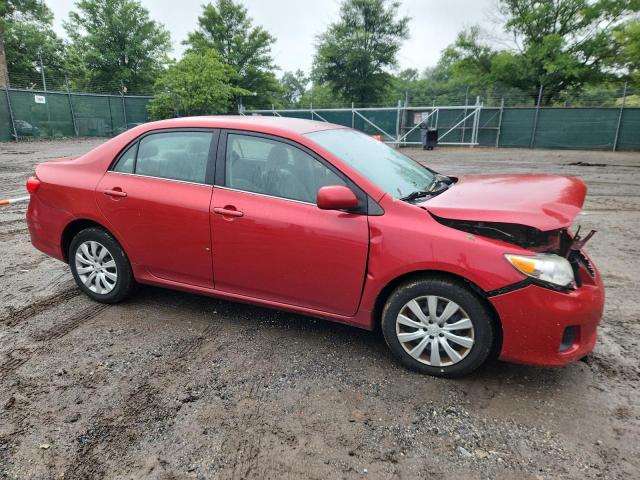 5YFBU4EE6DP085611 - 2013 TOYOTA COROLLA BASE Червоний фото 4