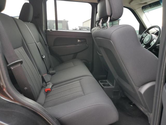 1C4PJMAK4CW115883 - 2012 JEEP LIBERTY SPORT BLACK photo 11