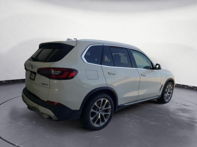 5UXCR6C07P9P23088 - 2023 BMW X5 XDRIVE40I WHITE photo 3