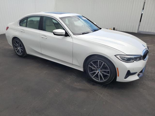 3MW5R1J03M8C17504 - 2021 BMW 330I WHITE photo 4