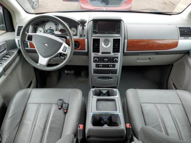 2A8HR541X9R597100 - 2009 CHRYSLER TOWN & COU TOURING RED photo 8