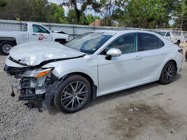 2022 TOYOTA CAMRY XLE, 