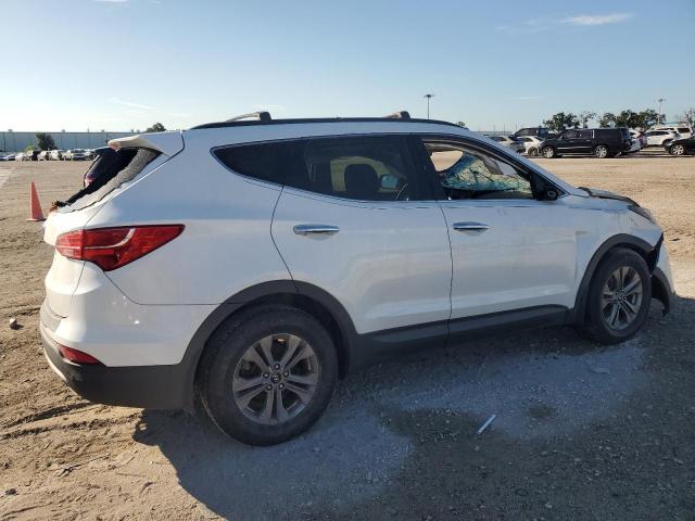 5XYZU3LB9FG242010 - 2015 HYUNDAI SANTA FE S WHITE photo 3