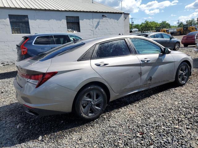 KMHLM4AG5PU551740 - 2023 HYUNDAI ELANTRA SEL GRAY photo 3