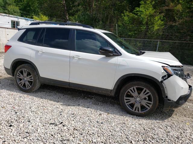 5FNYF8H56MB035150 - 2021 HONDA PASSPORT EXL WHITE photo 4