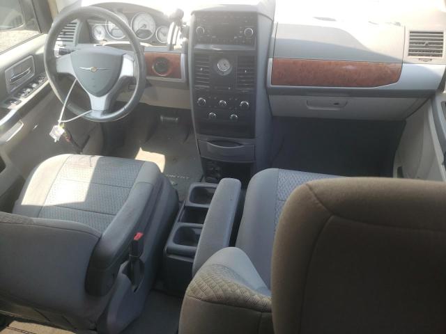 2A8HR54P58R609849 - 2008 CHRYSLER TOWN & COU TOURING SILVER photo 8