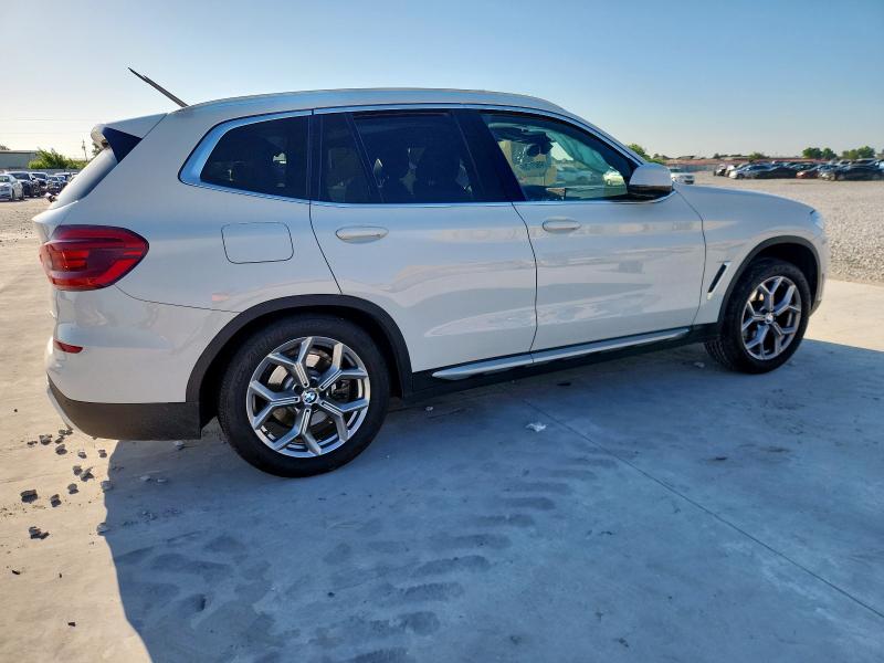 5UXTY3C01M9H97221 - 2021 BMW X3 SDRIVE30I WHITE photo 3