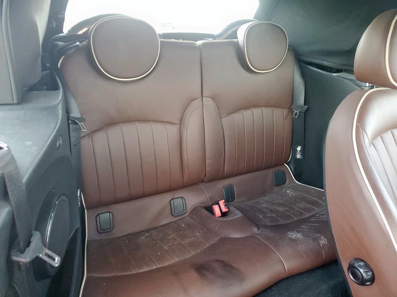 WMWZP3C58BTX83725 - 2011 MINI COOPER S 棕色 照片 10