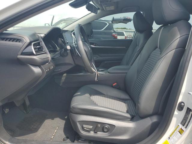 4T1G11AK2RU208772 - 2024 TOYOTA CAMRY SE NIGHT SHADE WHITE photo 7