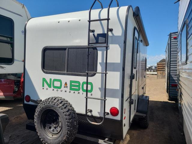 4X4TNB712KR200539 - 2019 WILDWOOD CAMPER WHITE photo 4