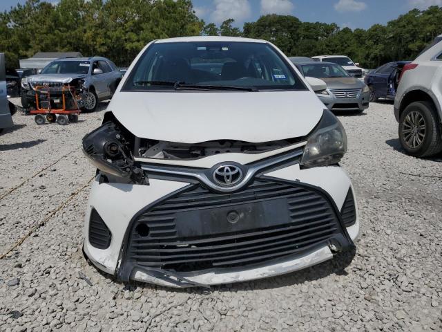 VNKKTUD33HA079673 - 2017 TOYOTA YARIS L WHITE photo 5