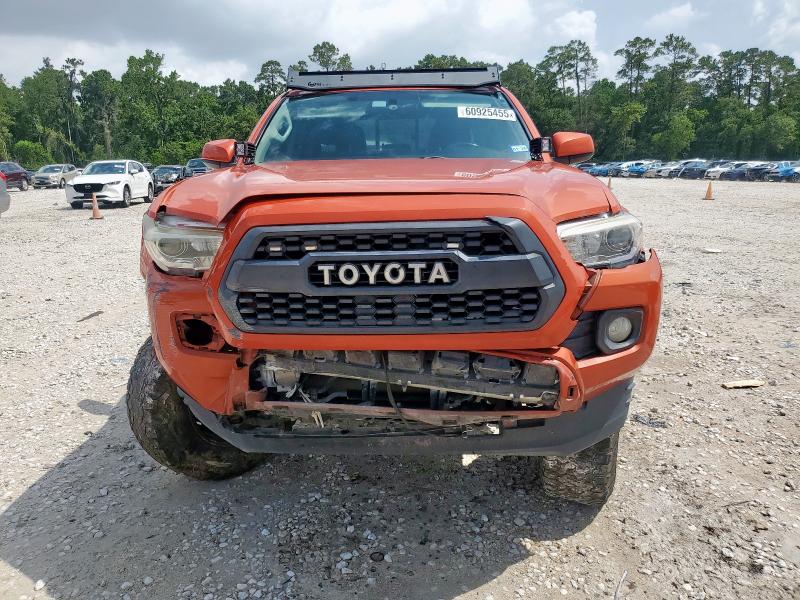 5TFAZ5CN5GX018140 - 2016 TOYOTA TACOMA DOUBLE CAB ORANGE photo 5