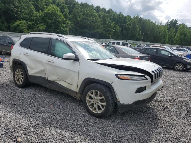1C4PJLCB5GW377005 - 2016 JEEP CHEROKEE LATITUDE WHITE photo 4