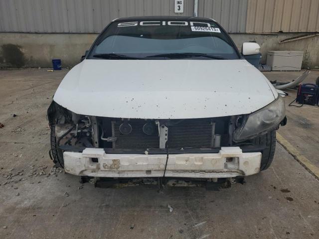 JTKJF5C73D3054219 - 2013 TOYOTA SCION TC 白色 照片 5