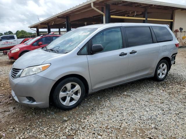 2016 TOYOTA SIENNA, null