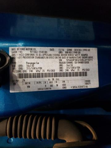 1FADP3K2XHL211011 - 2017 FORD FOCUS SE BLUE photo 12