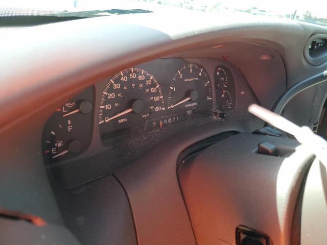 5LMPU28A0XLJ17820 - 1999 LINCOLN NAVIGATOR შავი ფოტო 9