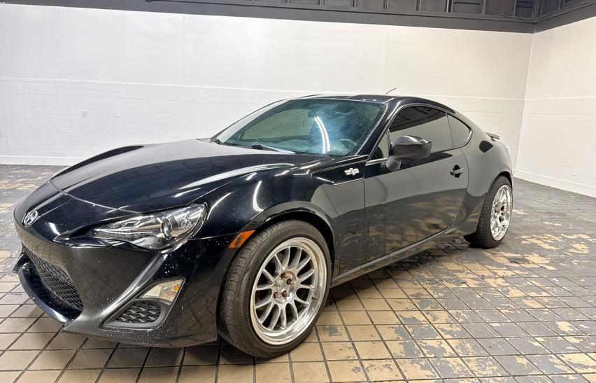 JF1ZNAA18D1731898 - 2013 TOYOTA SCION FR-S BLACK photo 2