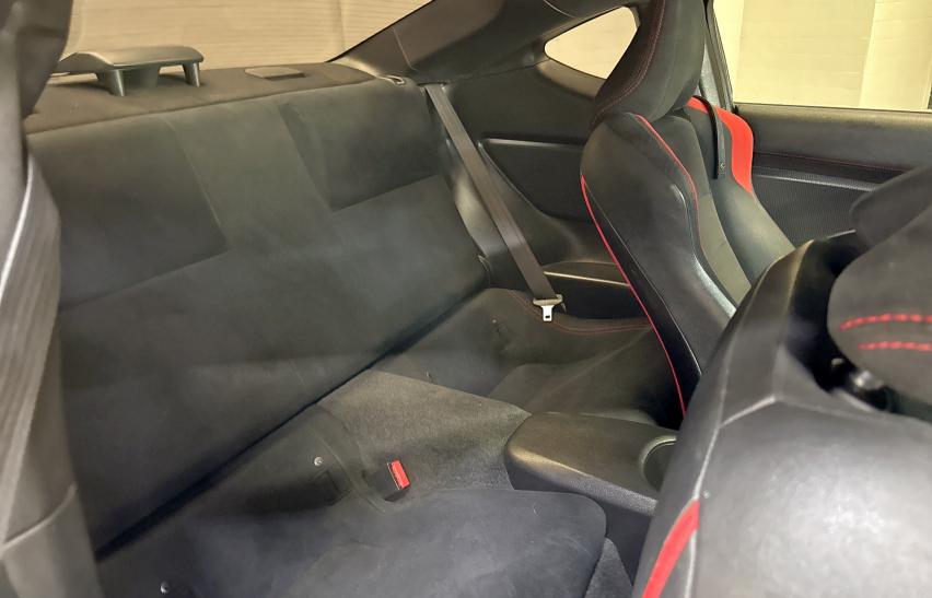 JF1ZNAA18D1731898 - 2013 TOYOTA SCION FR-S BLACK photo 6