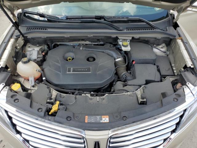 5LMCJ2D95HUL54706 - 2017 LINCOLN MKC SELECT Ոսկեգույն լուսանկար 12