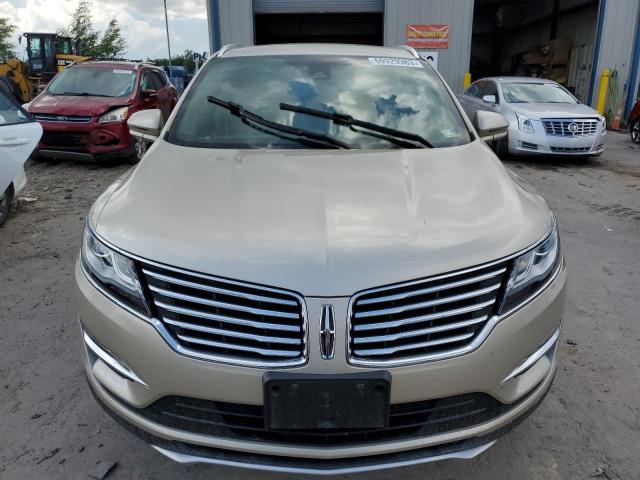5LMCJ2D95HUL54706 - 2017 LINCOLN MKC SELECT Ոսկեգույն լուսանկար 5