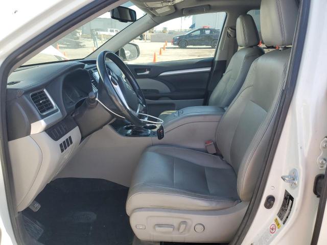 5TDKKRFH6GS176515 - 2016 TOYOTA HIGHLANDER XLE WHITE photo 7