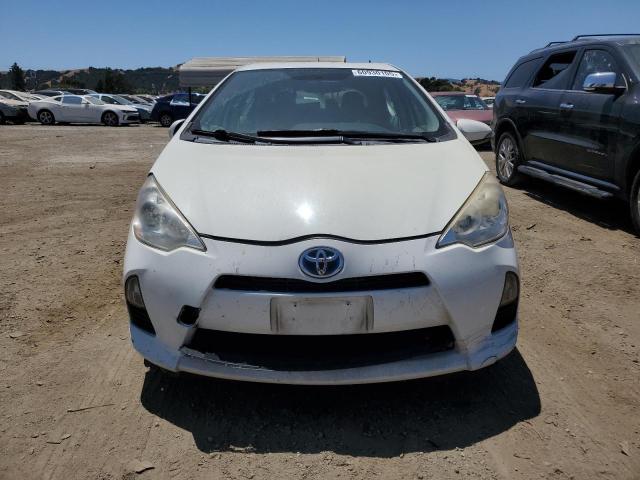 JTDKDTB32E1074432 - 2014 TOYOTA PRIUS C 白色 照片 5