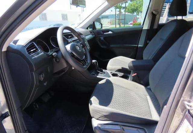 3VV1B7AX2MM125993 - 2021 VOLKSWAGEN TIGUAN S 灰色 照片 9