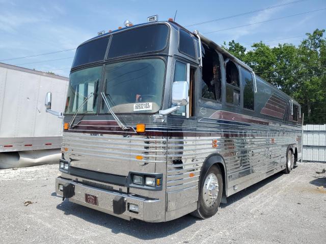 2P9M33405J1001595 - 1988 PREVOST BUS SILVER photo 2