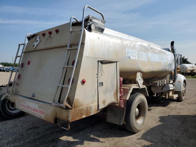 2NPLHN7X98M764202 - 2008 PETERBILT 335 WHITE photo 4