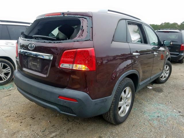 5XYKT4A18BG038202 - 2011 KIA SORENTO BASE  photo 4