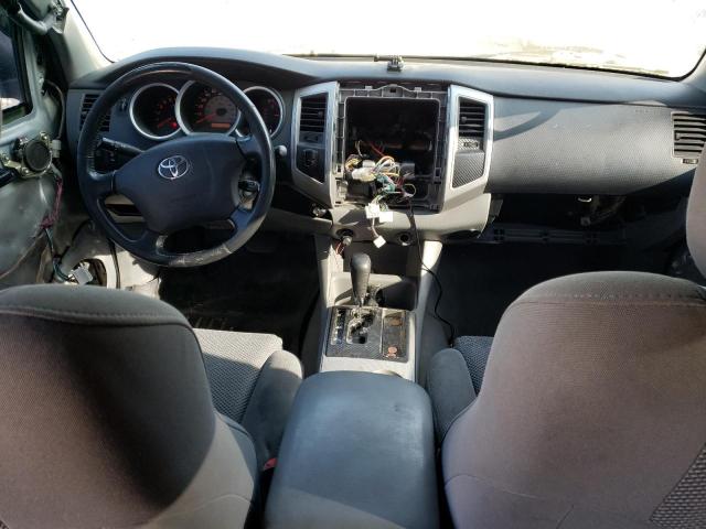 5TEJU62NX6Z317197 - 2006 TOYOTA TACOMA DOUBLE CAB PRERUNNER SILVER photo 8