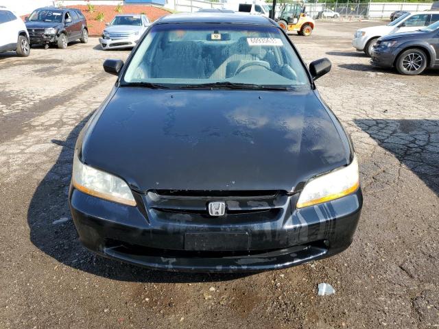 1HGCF8542WA133966 - 1998 HONDA ACCORD DX BLACK photo 5