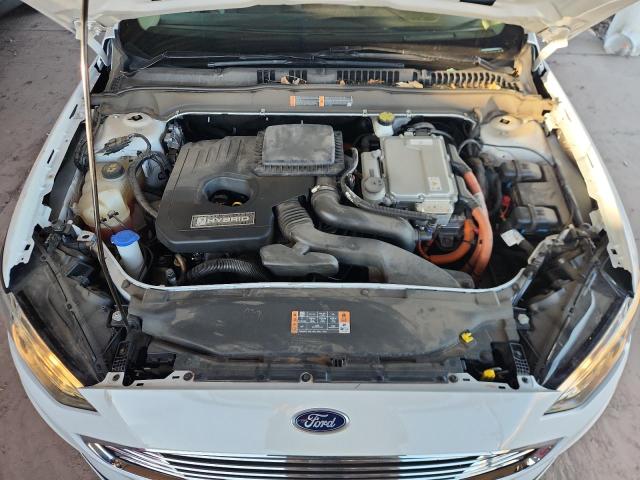 3FA6P0LU6KR137828 - 2019 FORD FUSION SE 白色 照片 11