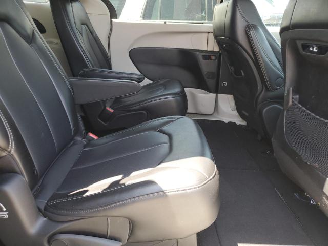 2C4RC1BG3PR516352 - 2023 CHRYSLER PACIFICA TOURING L BLACK photo 11