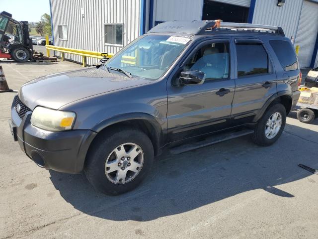 2005 FORD ESCAPE XLT, 