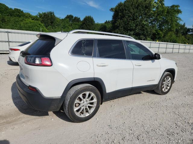1C4PJLCB4KD376996 - 2019 JEEP CHEROKEE LATITUDE WHITE photo 3