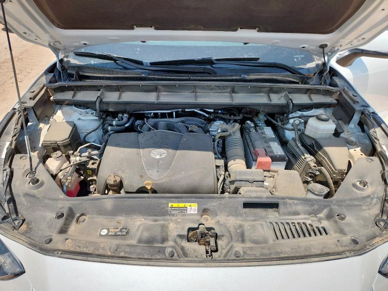 5TDBZRBH1NS592664 - 2022 TOYOTA HIGHLANDER L WHITE photo 12