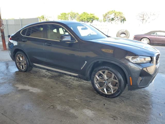 5UX33DT09R9V05694 - 2024 BMW X4 XDRIVE30I GRAY photo 4